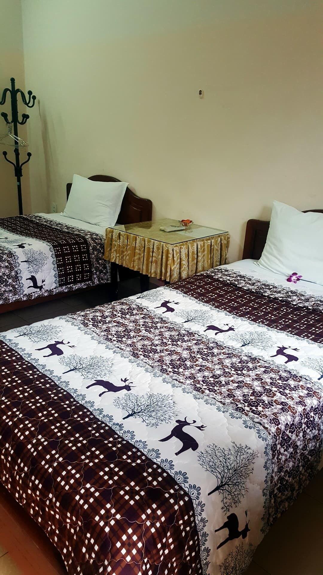 Phong Lan Guesthouse Hue Exterior photo