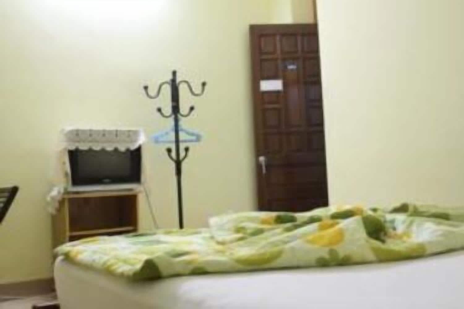 Phong Lan Guesthouse Hue Exterior photo